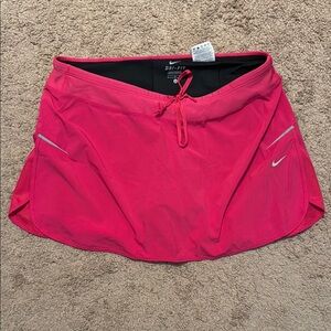 Nike MLB Pink Skorts with Wide Waistband and Moisture Wicking Fabric